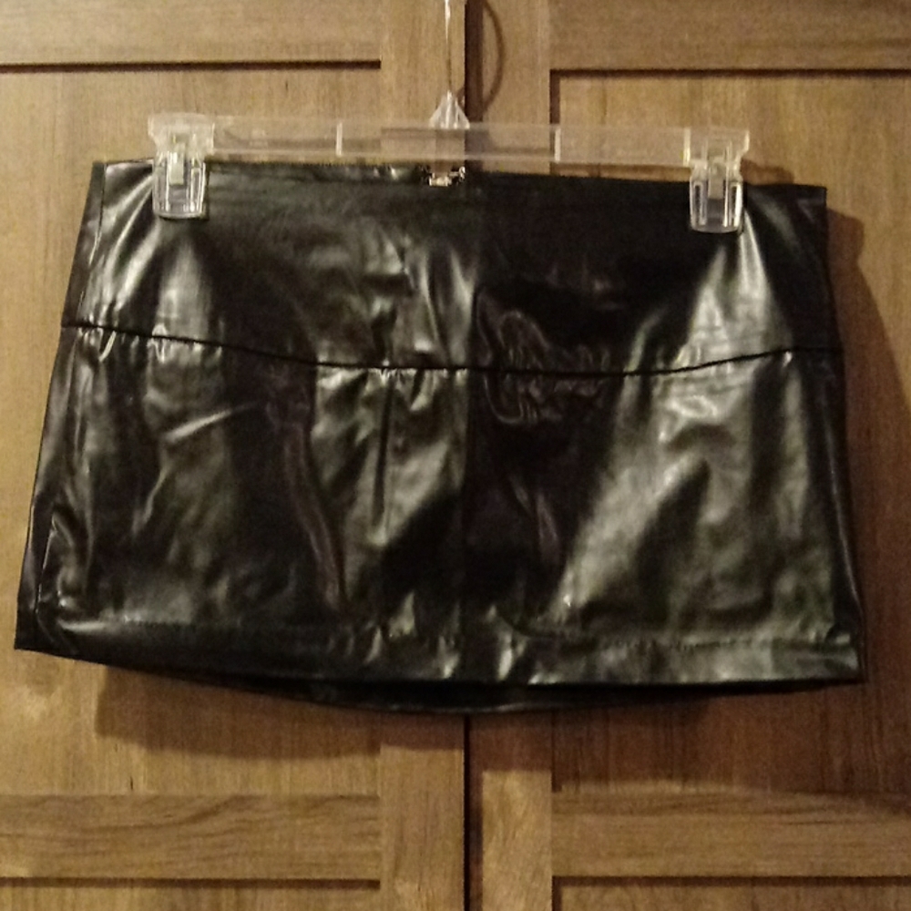 Black faux leather mini skirt